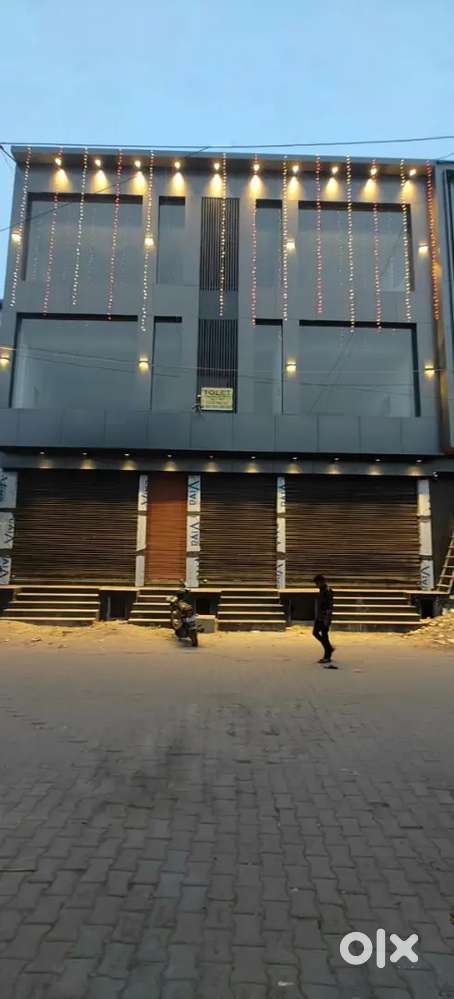 Showroom or Office Space Available for Rent in Panipat Prime Area.