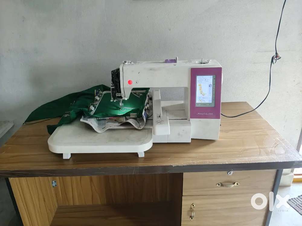 Computer Embroidery machine