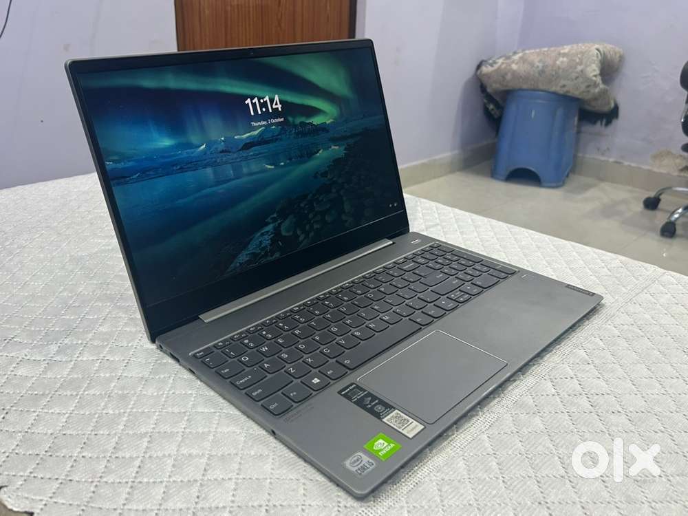₹70,000 worth laptop, unused, excellent condition.