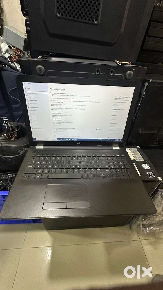 Hp i5 8th gen 8gb ram 240gb ssd 1tb hdd 15.6”