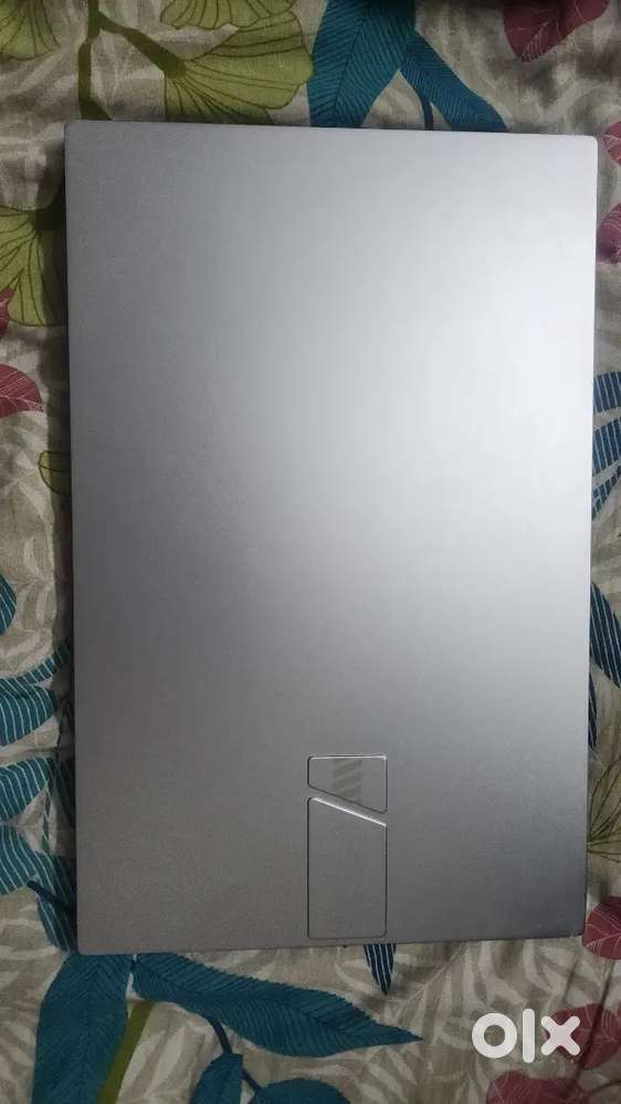 Asus vivobook laptop