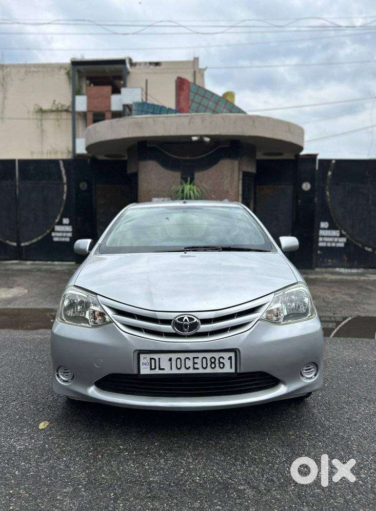 Toyota Etios Liva 2013-2014 G SP, 2011, Petrol
