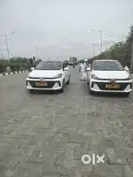 Red and go taxi driver