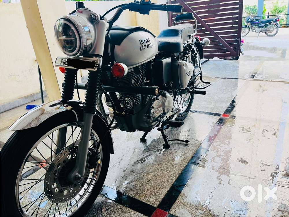 Rare Bullet 350 with dual disc last piece of BS4(Limited Edition)