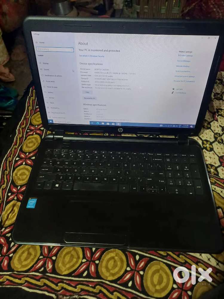 HP laptop 8GB RAM 500 GB hard disc