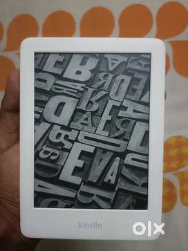 Amazon Kindle 10th gen White 8gb E-Reader in new condition