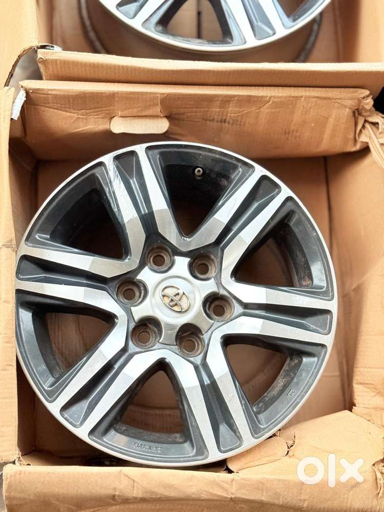 Wheel Aloy original Toyota with good condition