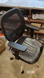 Rolling chair