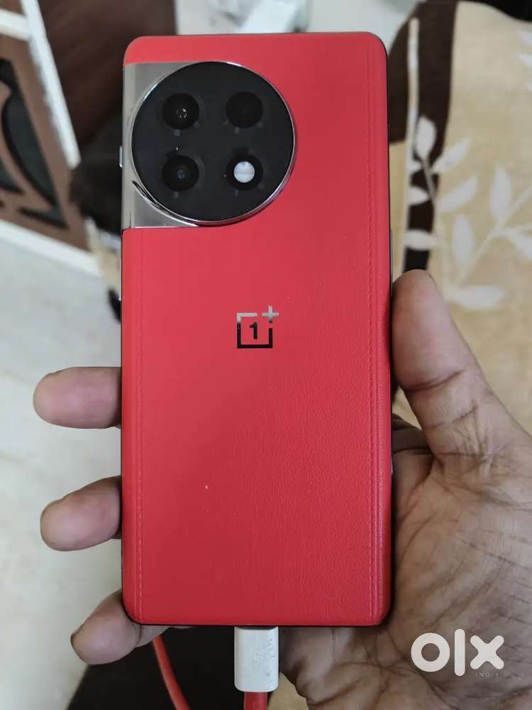 One plus 11r 18 gb ram 512gb gb with all accessories special edision