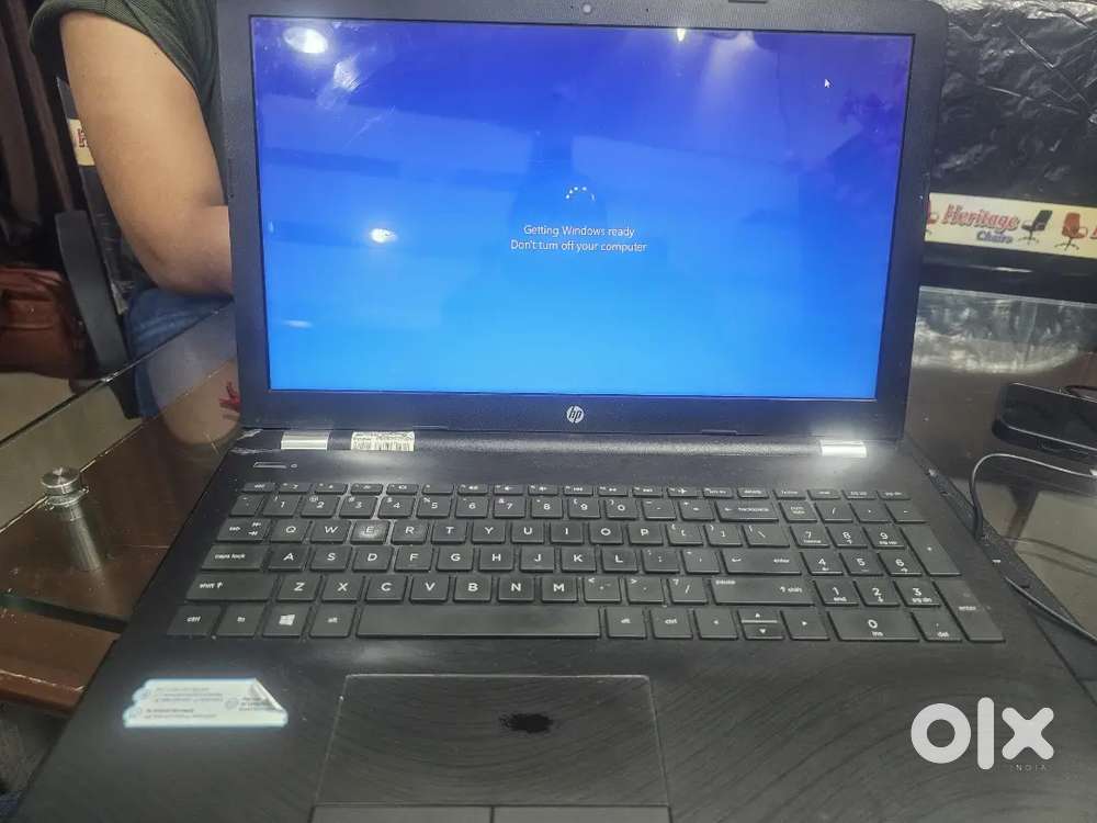 Hp laptop i3