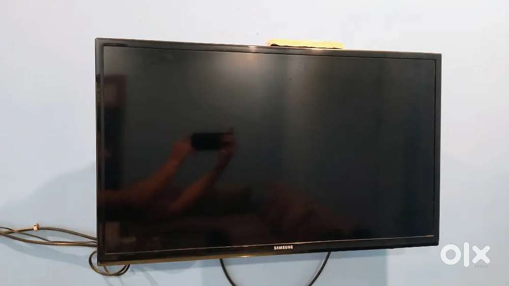Samsung LED TV 32 inch Full HD
