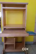 Wooden Computer/Laptop Table – Good Condition – For Sale