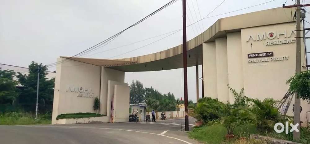 On road project near to kiranatham IT Park