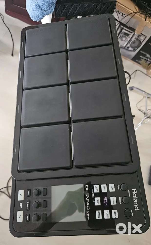 ROLAND SPD 30 BLACK
