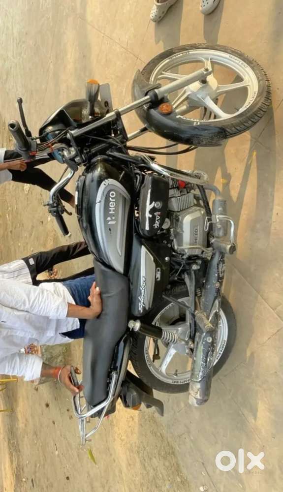 Very good condition money problem hai dono tayr new lagaye hai all ok