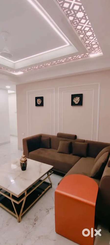 Just 10 min from aurobindo hospital