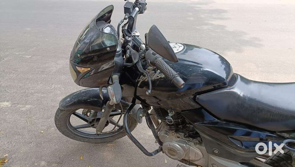 Plusar 150