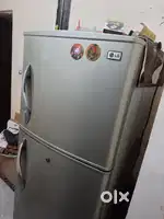280 L LG refrigerator