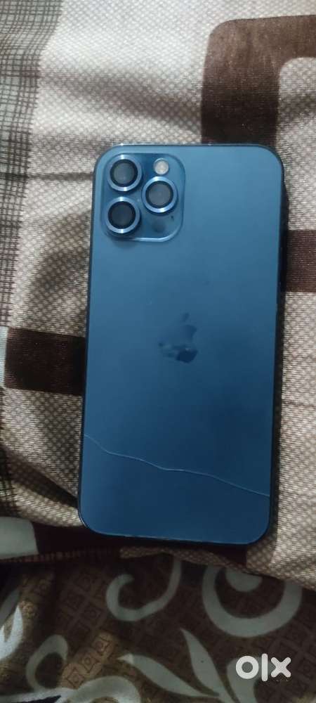 12 pro max 256 gb dispaly change battery 77%