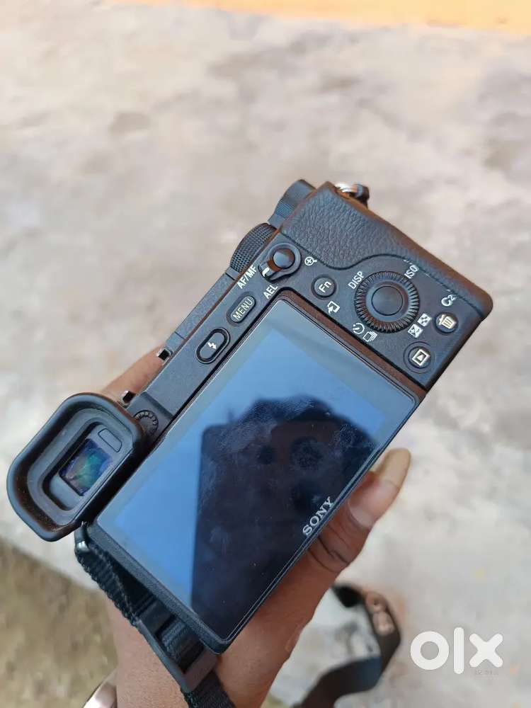 Sony alfa 6400 4k camera g master lens 18-105