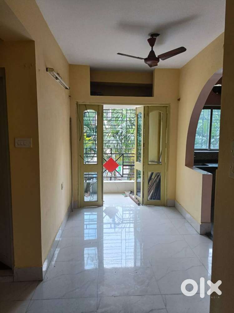 2 bhk flat just beside Garia metro for rent