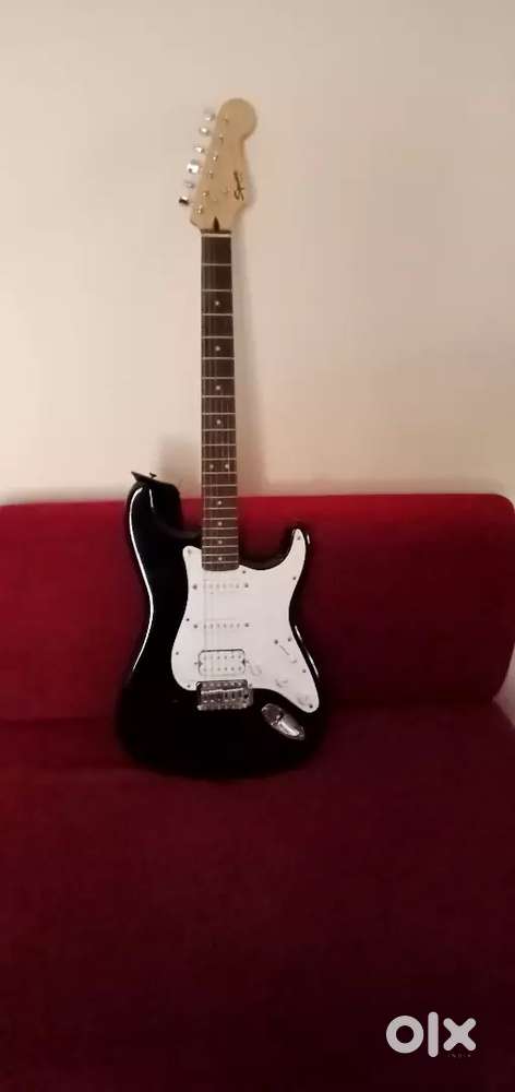 Electric guitar new condition