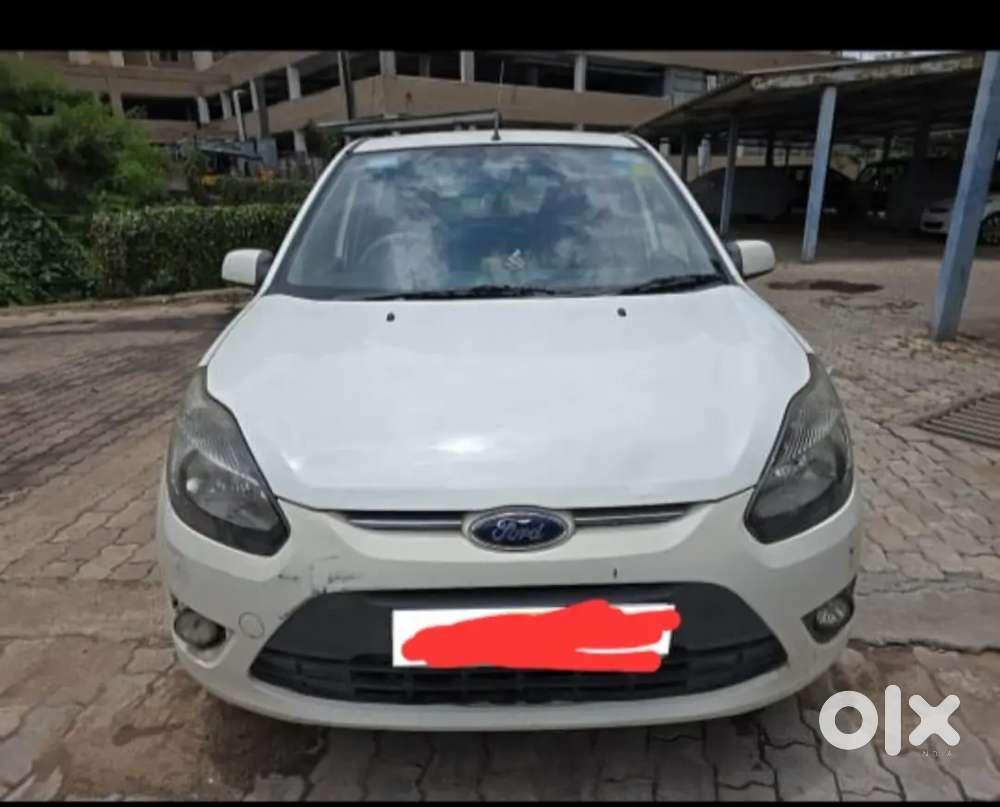 Single handed vehicle, with 1 Yr valid insurance , full condition ac