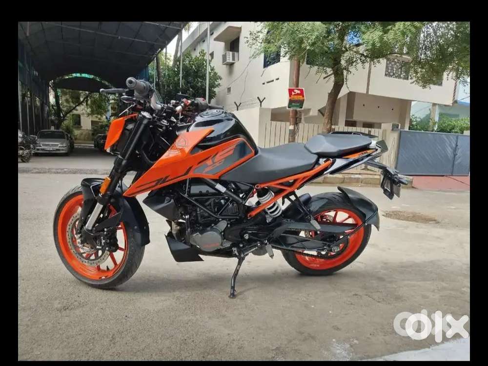 Ktm duke 200