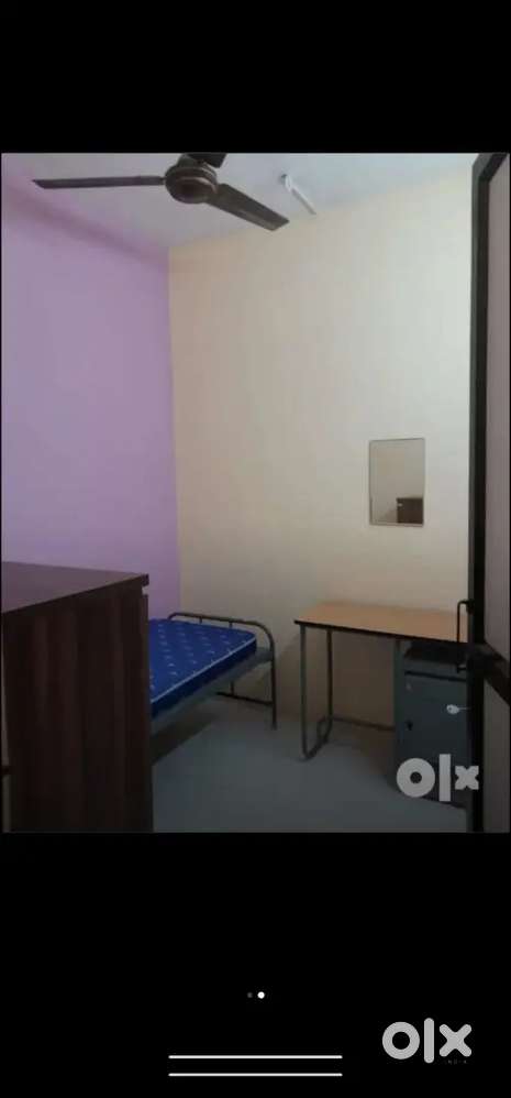 PG rooms for working ladies
