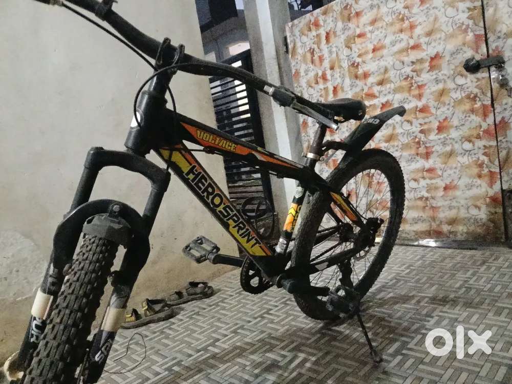 It's brand is hero sprint and all break and all parts are in good