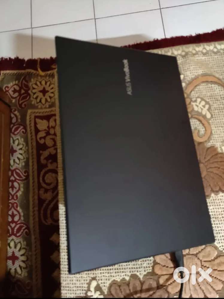 Asus Vivobook  laptop
