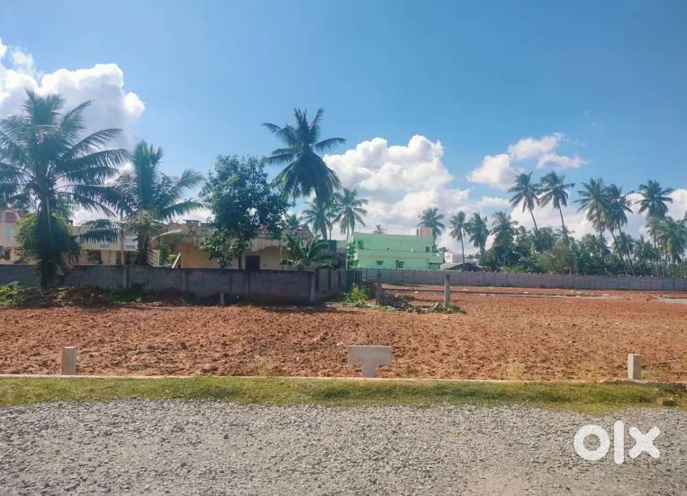 VSKP-SKLM Highway Near Bhogapuram plots