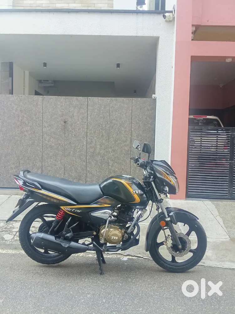TVS victor New