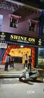 This unisex salon opened just 40 days before only at residence area