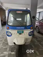 electric mahindra auto  sale