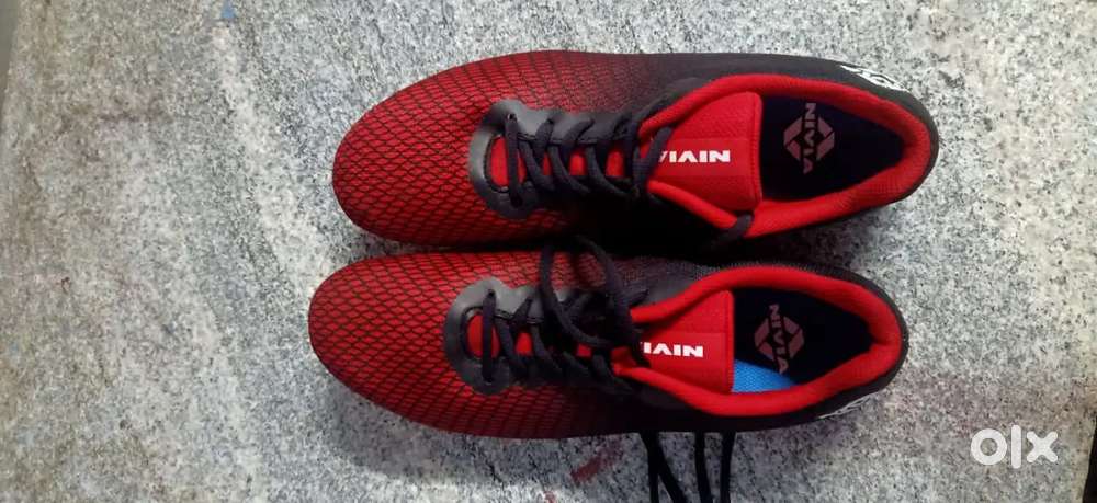 NIVIA STRIDE 2.0 spike shoes