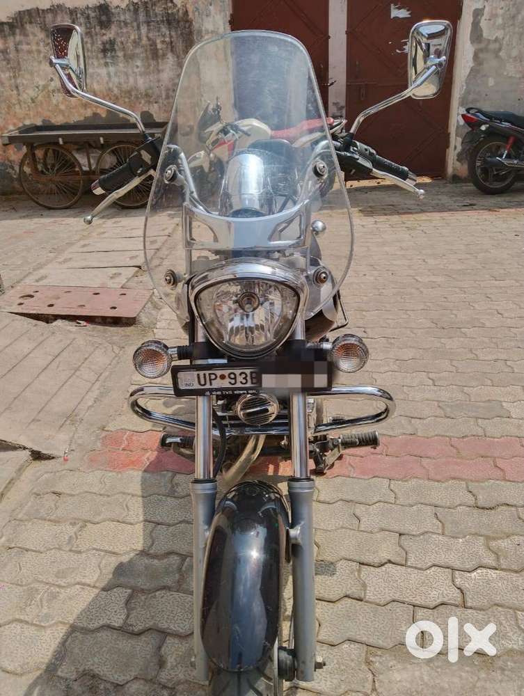 Bajaj avenger