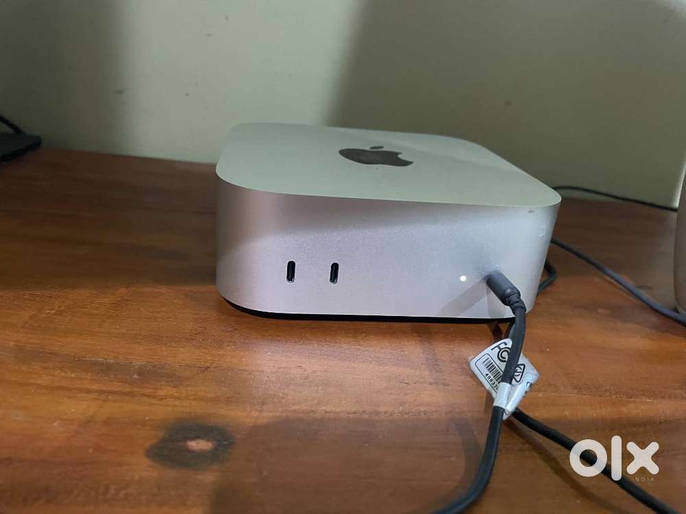 MAC MiNI M4 with warranty