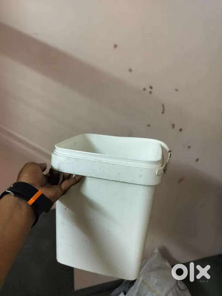 Hdpe 5 ltr buckets