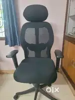 Ergonomic Office Chair  Mesh Back + Headrest  Like New Condition