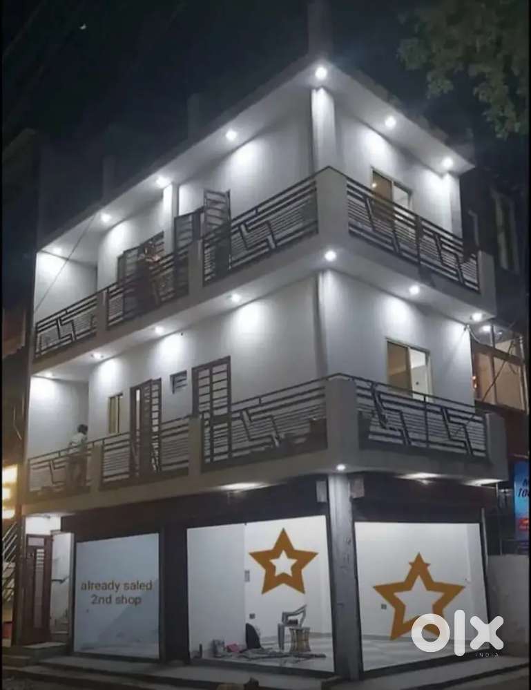 CORNER SHOP & PG HOUSE