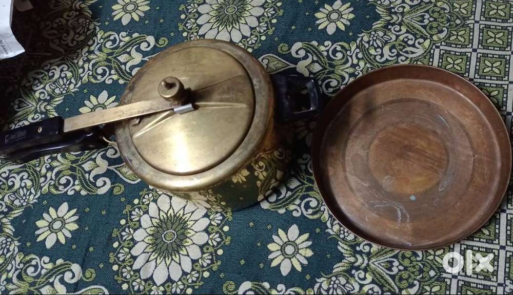 Brass cooker and plate only one time testing used