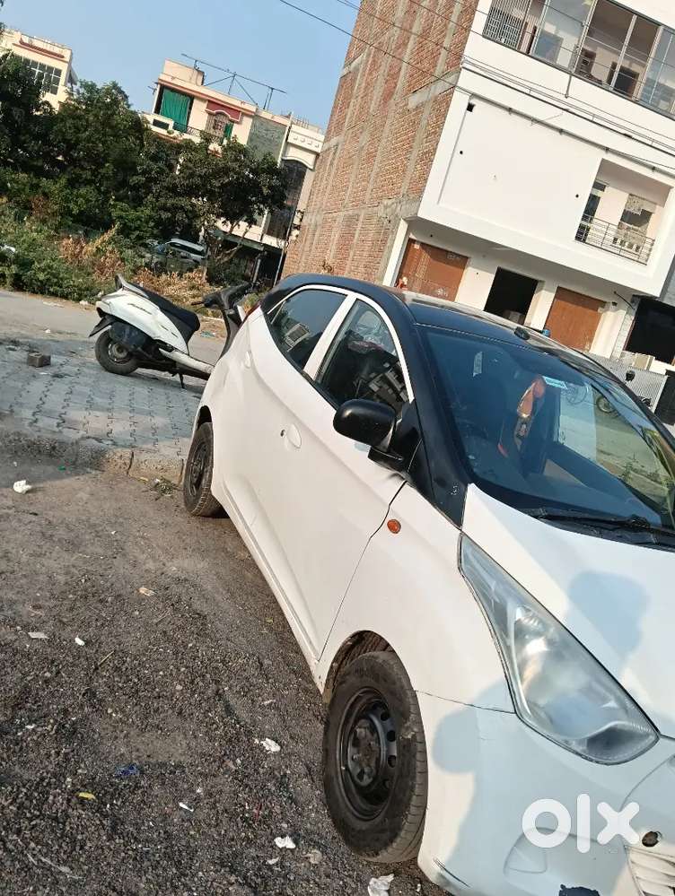 Hyundai EON  RJ 18/ Number h engine sealed/AC good condition