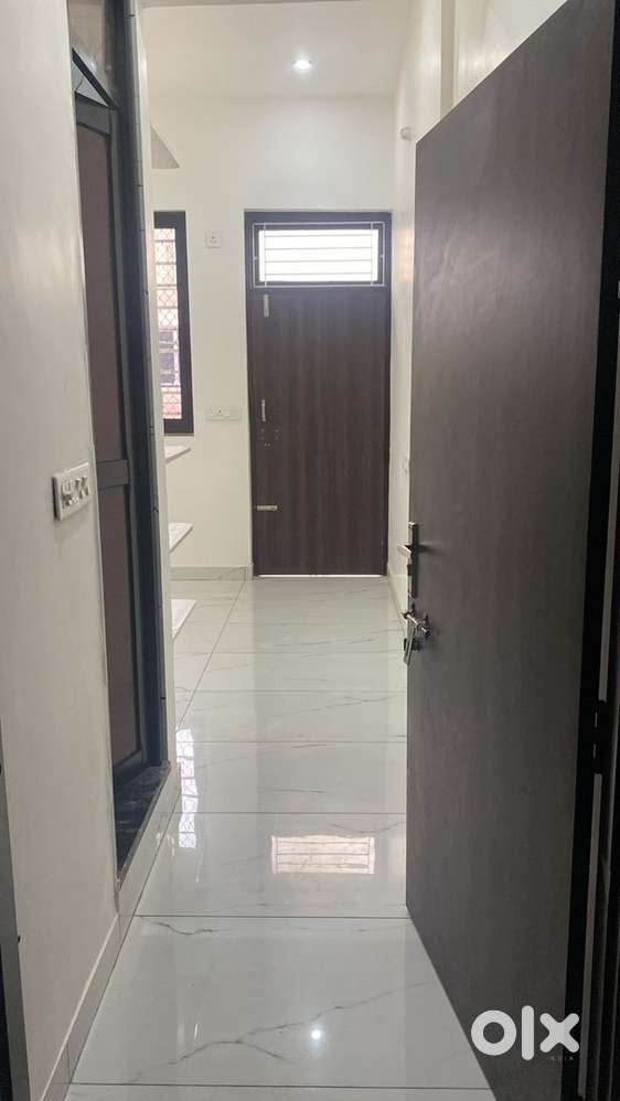 1 room in Indira Gandhi Nagar for student