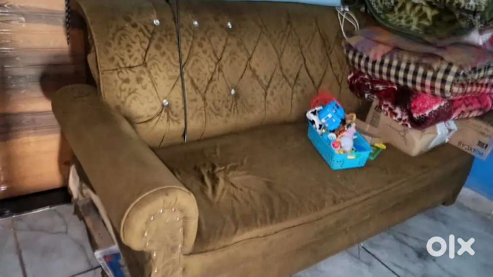 Sofa set three piece