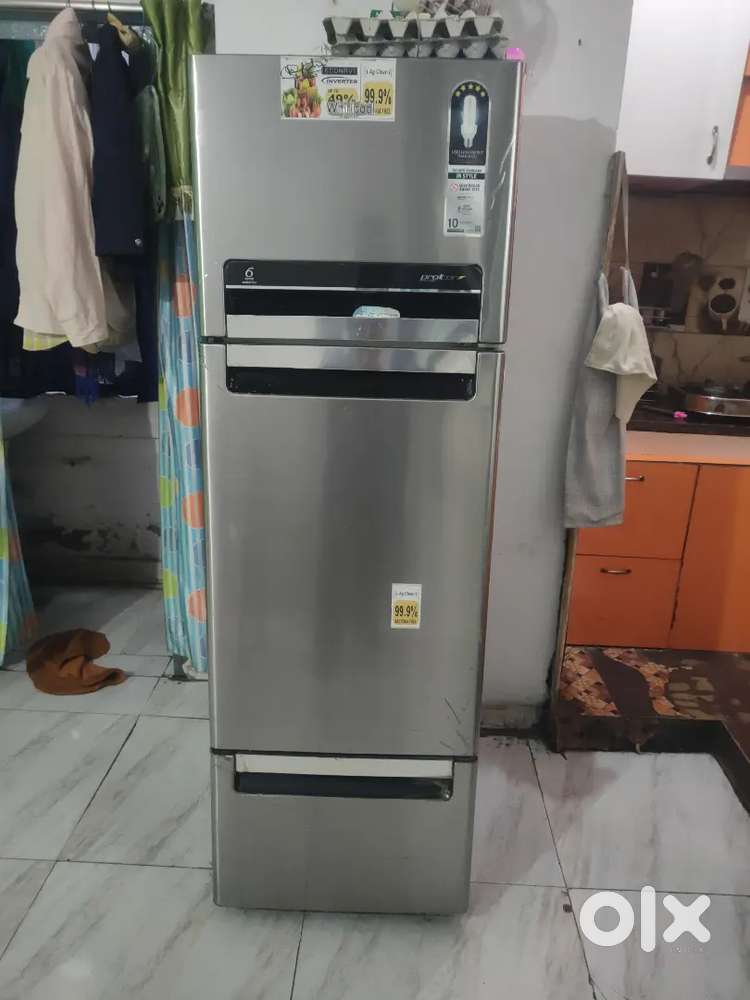 Double door whirlpool refrigerator
