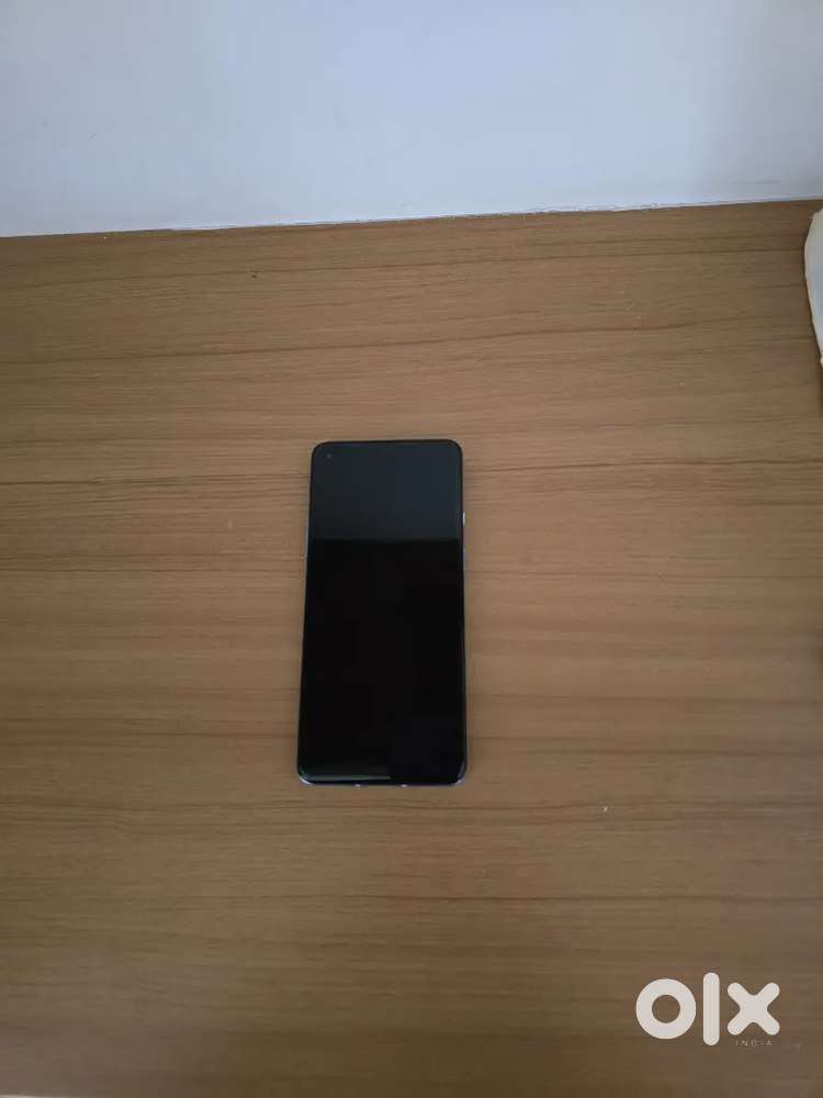 9R 5G 8GB 128 GB