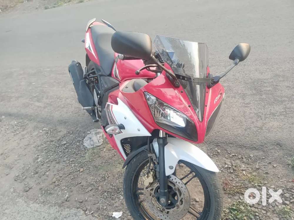 Yamaha R15 Year-2017 Km-65000 all documents are up to date