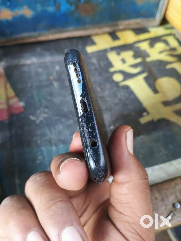 Ram 3.0 GB Storage 32 GB