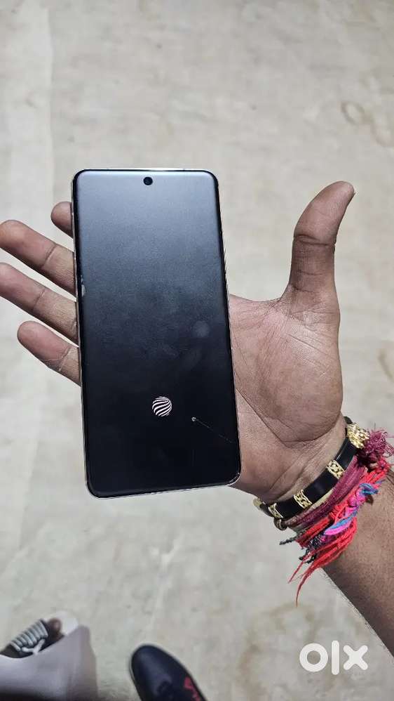 Vivo x200 pro 16/512 gb
